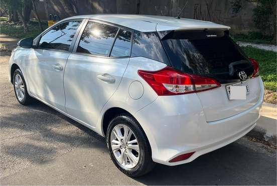 TOYOTA-YARIS-2019