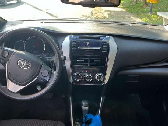 TOYOTA-YARIS-1.3 16V FLEX XL MULTIDRIVE TOYOTA-YARIS-2019