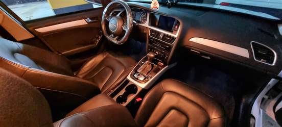 AUDI-A4-2015