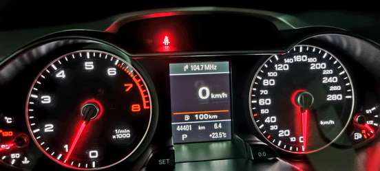 AUDI-A4-2015