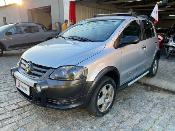 VOLKSWAGEN CROSSFOX 1.6 MI FLEX 8V 4P MANUAL