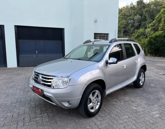 RENAULT DUSTER 2.0 DYNAMIQUE 4X2 16V FLEX 4P AUTOMÁTICO