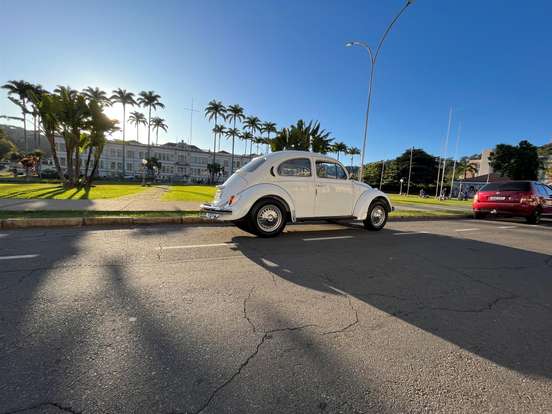 VOLKSWAGEN-FUSCA-1982