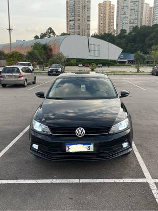 VOLKSWAGEN JETTA 2.0 TSI HIGHLINE 211CV GASOLINA 4P TIPTRONIC