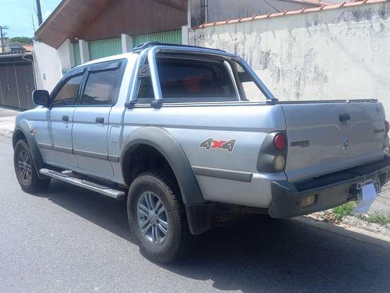 MITSUBISHI-L200 OUTDOOR-2.5 HPE 4X4 CD 8V TURBO INTERCOOLER DIESEL 4P MANUAL MITSUBISHI-L200 OUTDOOR-2009