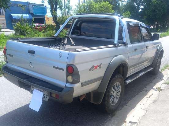 MITSUBISHI-L200 OUTDOOR-2.5 HPE 4X4 CD 8V TURBO INTERCOOLER DIESEL 4P MANUAL MITSUBISHI-L200 OUTDOOR-2009