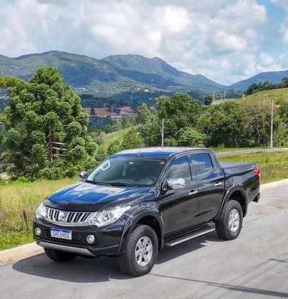 MITSUBISHI L200 TRITON 2.4 16V TURBO DIESEL SPORT HPE TOP CD 4P 4X4 AUTOMÁTICO