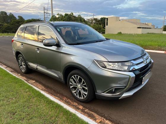 MITSUBISHI OUTLANDER 2.0 16V GASOLINA 4P AUTOMÁTICO