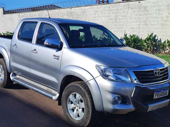 TOYOTA-HILUX-2.7 SRV 4X4 CD 16V FLEX 4P AUTOMÁTICO TOYOTA-HILUX-2015