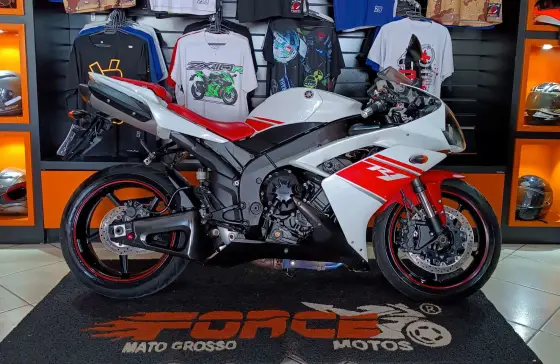 YAMAHA YZF R1 