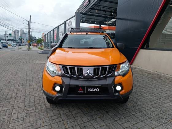 MITSUBISHI L200 TRITON 2.4 16V TURBO DIESEL SAVANA GLS CD 4X4 AUTOMÁTICO