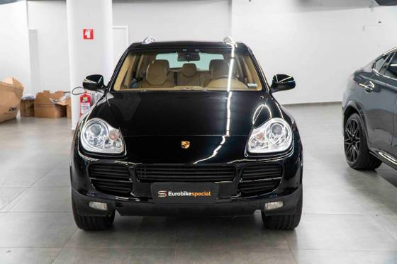 PORSCHE CAYENNE 3.2 4X4 V6 24V GASOLINA 4P TIPTRONIC