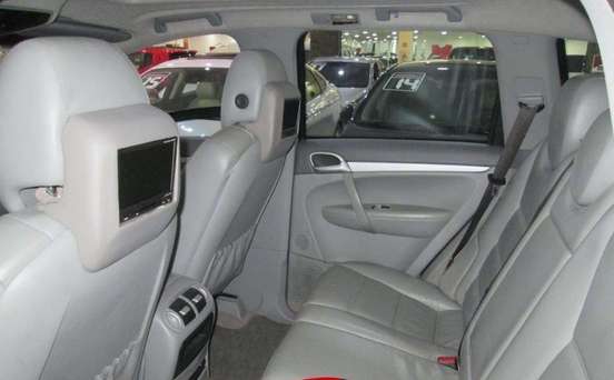 PORSCHE-CAYENNE-2007