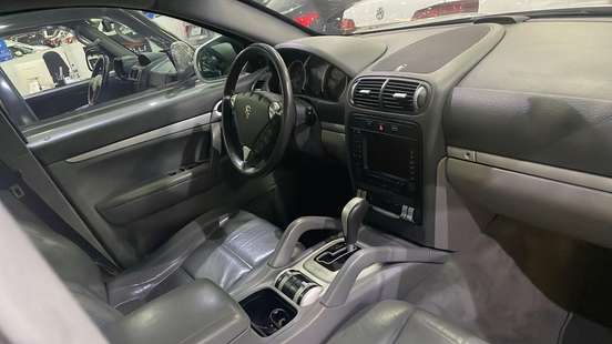 PORSCHE-CAYENNE-2007