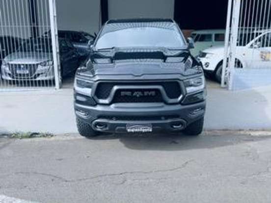 RAM-1500-5.7 V8 GASOLINA REBEL CD 4X4 AUTOMÁTICO RAM-1500-2021