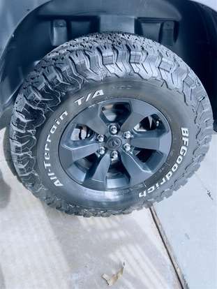 RAM-1500-5.7 V8 GASOLINA REBEL CD 4X4 AUTOMÁTICO RAM-1500-2021