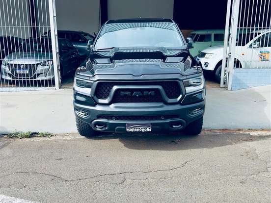 RAM-1500-5.7 V8 GASOLINA REBEL CD 4X4 AUTOMÁTICO RAM-1500-2021