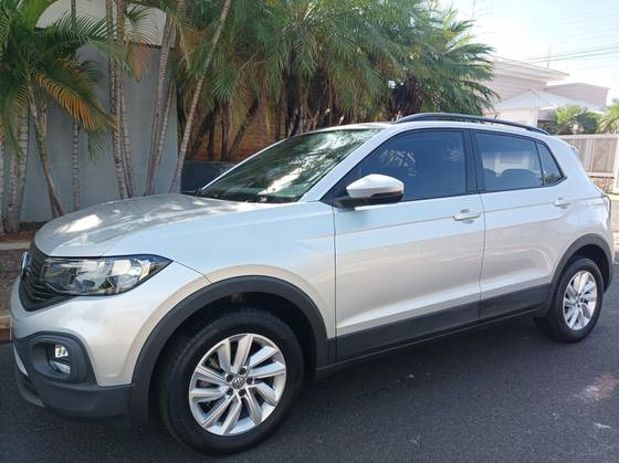 VOLKSWAGEN T-CROSS 1.0 200 TSI TOTAL FLEX AUTOMÁTICO