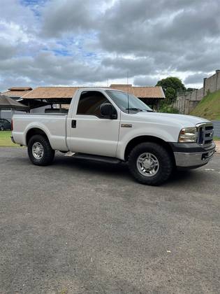 FORD F-250 3.9 XLT MAX POWER 4X2 CS DIESEL 2P MANUAL