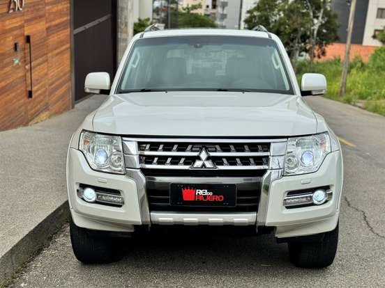 MITSUBISHI-PAJERO FULL-3.2 HPE 4X4 16V TURBO INTERCOOLER DIESEL 4P AUTOMÁTICO MITSUBISHI-PAJERO FULL-2015