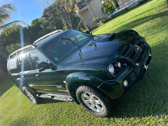 MITSUBISHI PAJERO SPORT 3.5 HPE 4X4 V6 24V FLEX 4P AUTOMÁTICO