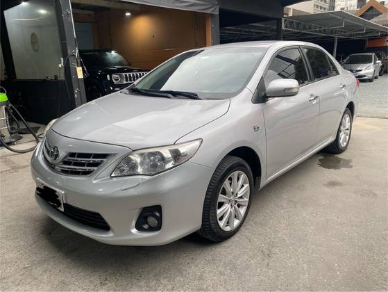 TOYOTA COROLLA 2.0 ALTIS 16V FLEX 4P AUTOMÁTICO