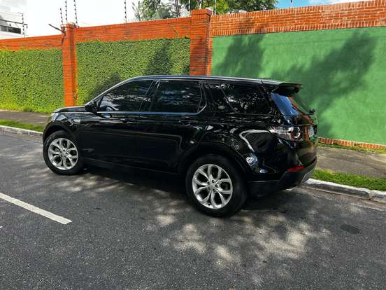 LAND ROVER-DISCOVERY SPORT-2016