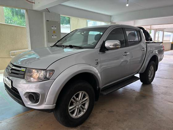 MITSUBISHI L200 TRITON 3.2 HPE 4X4 CD 16V TURBO INTERCOOLER DIESEL 4P AUTOMÁTICO