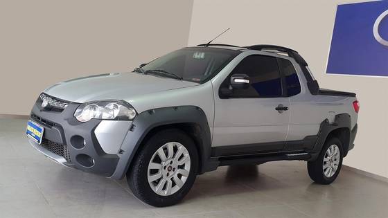 FIAT STRADA 1.8 MPI ADVENTURE CE 16V FLEX 2P MANUAL