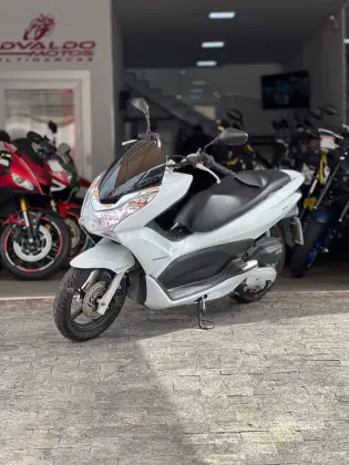 HONDA PCX DLX HONDA PCX DLX