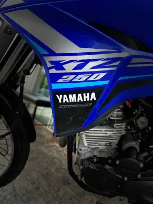 YAMAHA-XTZ 250 LANDER-2021