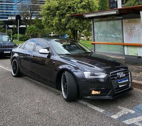 AUDI-A4-2012