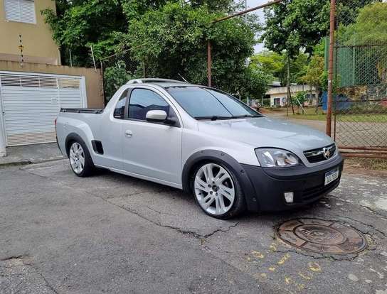 CHEVROLET-MONTANA-2005