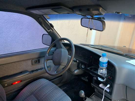 TOYOTA-HILUX SW4-1995