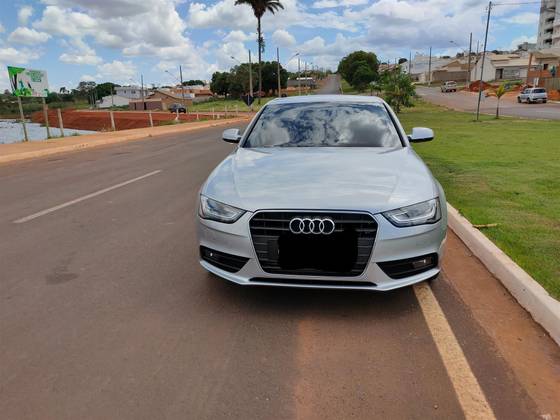 AUDI A4 1.8 TFSI AMBIENTE GASOLINA 4P MULTITRONIC