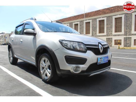 RENAULT SANDERO 1.6 STEPWAY 8V FLEX 4P MANUAL