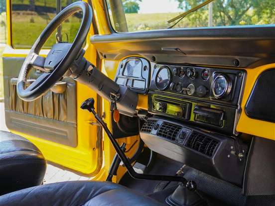 TOYOTA-BANDEIRANTE-3.7 BJ50LV 4X4 TETO RIGIDO DIESEL 2P MANUAL TOYOTA-BANDEIRANTE-1990