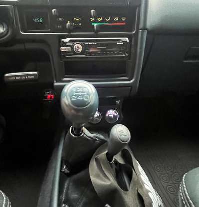TOYOTA-HILUX SW4-1993