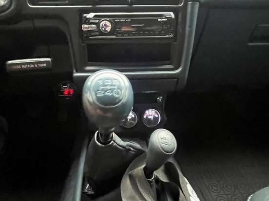 TOYOTA-HILUX SW4-2.8 4X4 8V DIESEL 4P MANUAL TOYOTA-HILUX SW4-1993