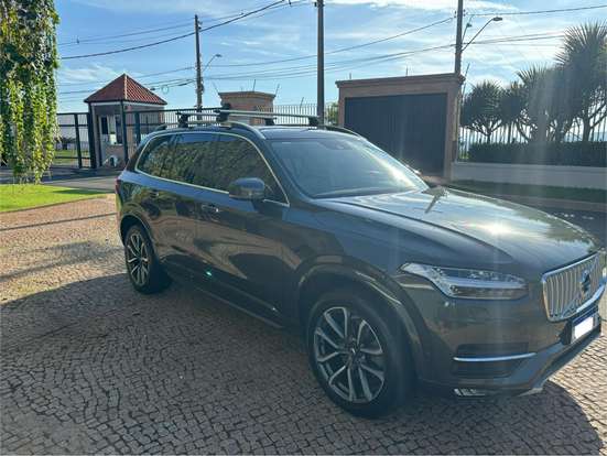 VOLVO-XC90-2018