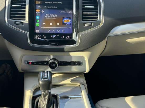 VOLVO-XC90-2.0 T6 GASOLINA MOMENTUM AWD GEARTRONIC VOLVO-XC90-2018