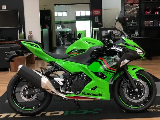 KAWASAKI NINJA 400 KRT EDITION SE 
