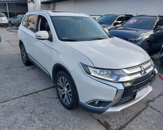MITSUBISHI OUTLANDER 2.0 COMFORT 16V GASOLINA 4P AUTOMÁTICO
