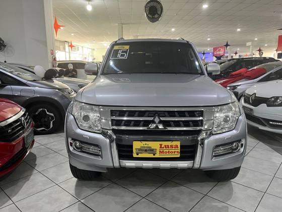 MITSUBISHI PAJERO 3.2 HPE 4X4 7 LUGARES 16V TURBO INTERCOOLER DIESEL 4P AUTOMÁTICO