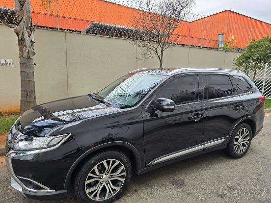 MITSUBISHI-OUTLANDER-2.0 16V GASOLINA 4P AUTOMÁTICO MITSUBISHI-OUTLANDER-2018