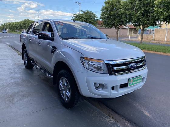 FORD RANGER 2.5 XLT 4X2 CD 16V FLEX 4P MANUAL