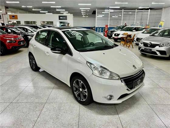 PEUGEOT 208 1.6 GRIFFE 16V FLEX 4P AUTOMÁTICO