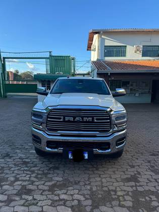 RAM 3500 6.7 I6 TURBO DIESEL LARAMIE CD 4X4 AUTOMÁTICO