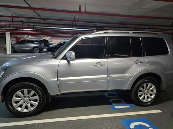 MITSUBISHI-PAJERO FULL-3.8 HPE 4X4 V6 24V GASOLINA 4P AUTOMÁTICO MITSUBISHI-PAJERO FULL-2010