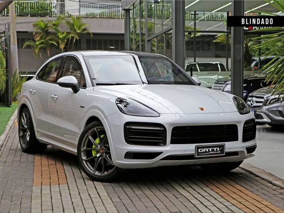 PORSCHE CAYENNE 3.0 V6 E-HYBRID COUPÉ AWD TIPTRONIC S